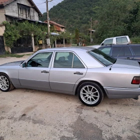 Mercedes-Benz 124 Е250, снимка 5