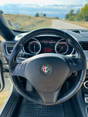 Alfa Romeo Giulietta 1.6 jtdm, снимка 8