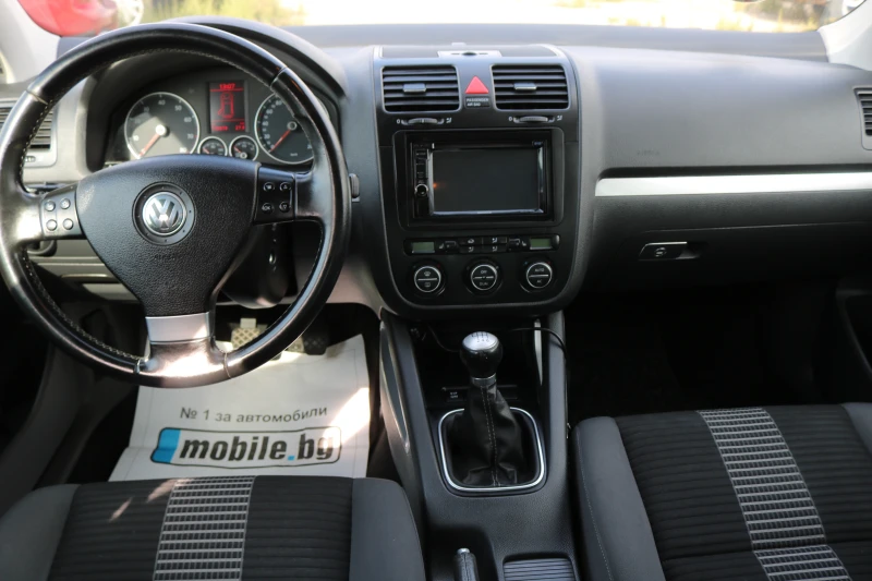 VW Golf 1.4 TSI, снимка 10 - Автомобили и джипове - 47277687