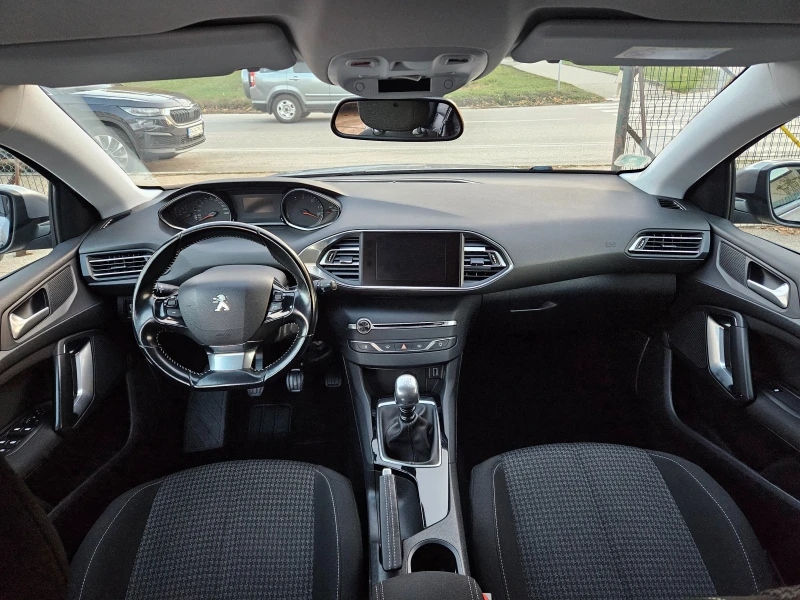 Peugeot 308 1.6 120kc, снимка 10 - Автомобили и джипове - 47993248