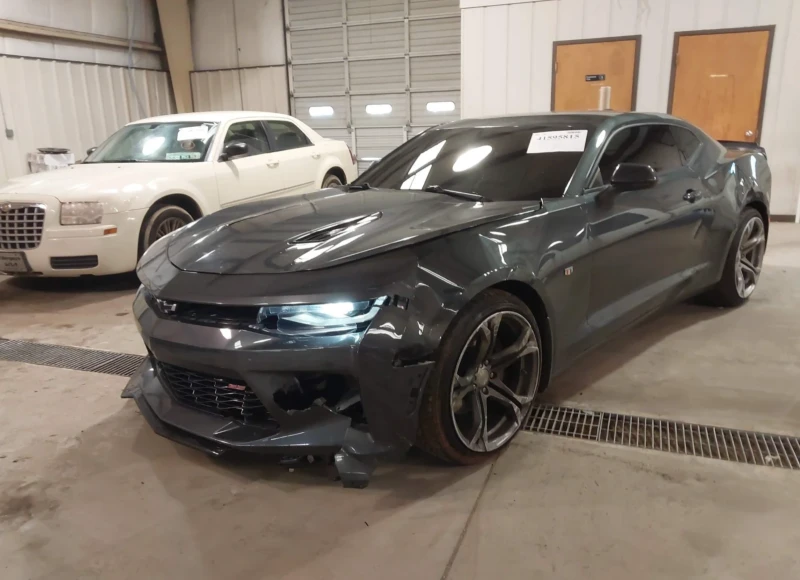 Chevrolet Camaro, снимка 2 - Автомобили и джипове - 49584932