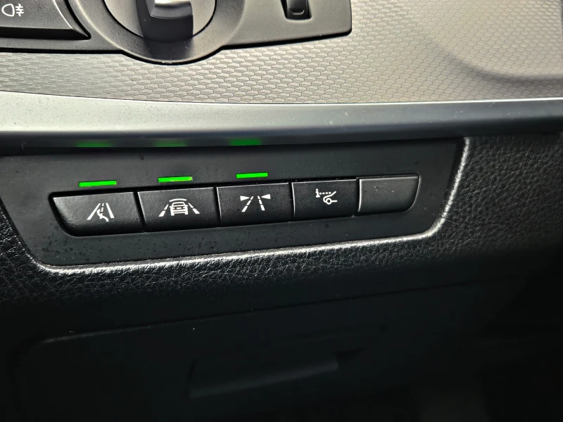 BMW 550 М/XD/SHADOW LINE/ОБСЛУЖЕН/DISTR/CAMERA/HUD/ПОДГРЕВ, снимка 11 - Автомобили и джипове - 52332002