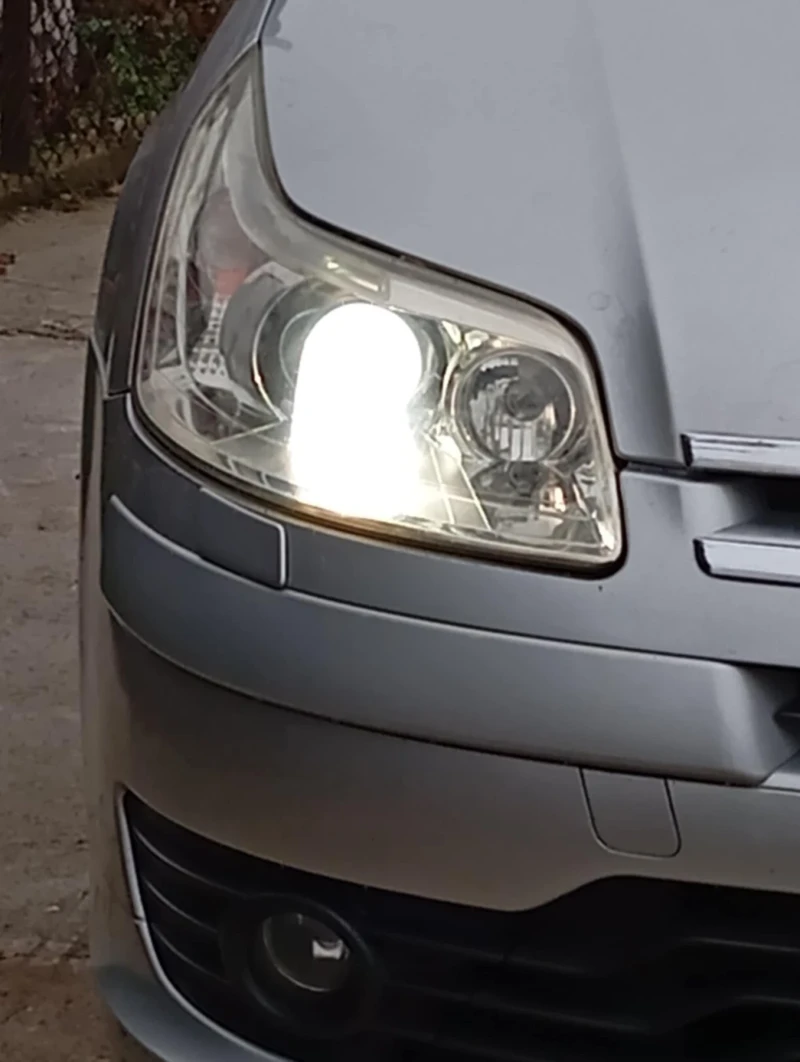 Citroen C4, снимка 4 - Автомобили и джипове - 52500244