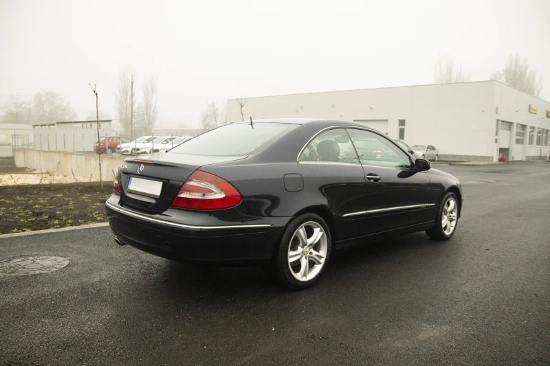 Mercedes-Benz CLK 320, снимка 2 - Автомобили и джипове - 53078162