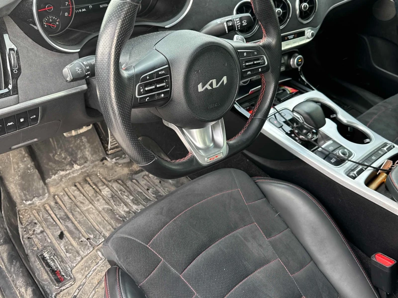 Kia Stinger GT * * CARFAX * * АВТО КРЕДИТ * * , снимка 7 - Автомобили и джипове - 53223134