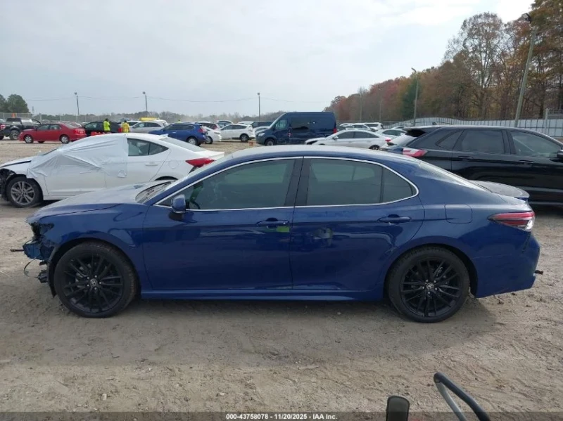 Toyota Camry XSE, снимка 14 - Автомобили и джипове - 53411932