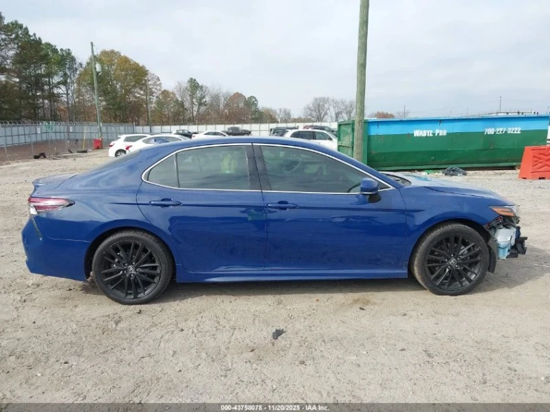 Toyota Camry XSE, снимка 13 - Автомобили и джипове - 53411932