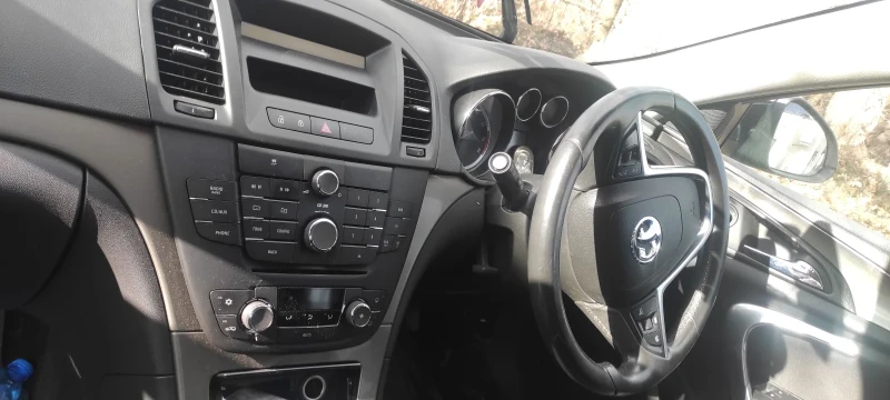 Opel Insignia Opel Insignia 2.0 cdti 2011, снимка 10 - Автомобили и джипове - 53528011