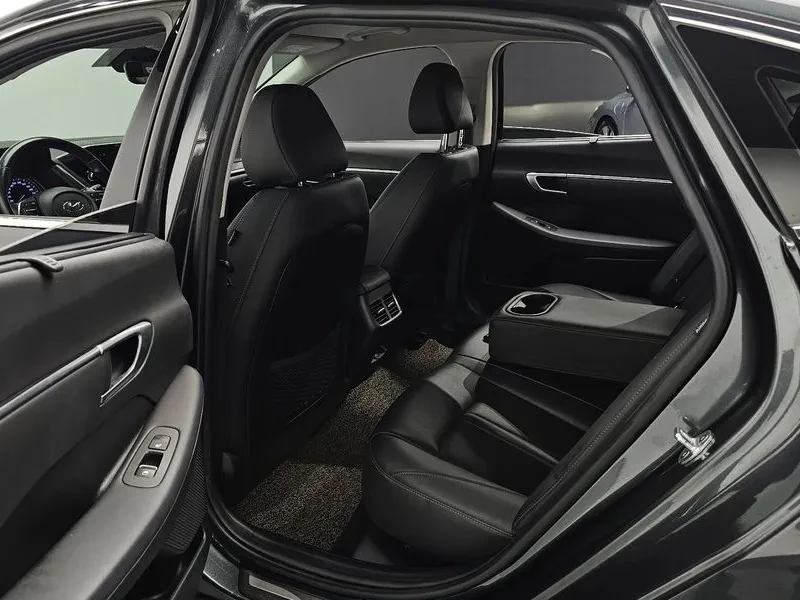 Hyundai Sonata 1.6 TURBO PREMIUM FAMILY, снимка 12 - Автомобили и джипове - 55221629
