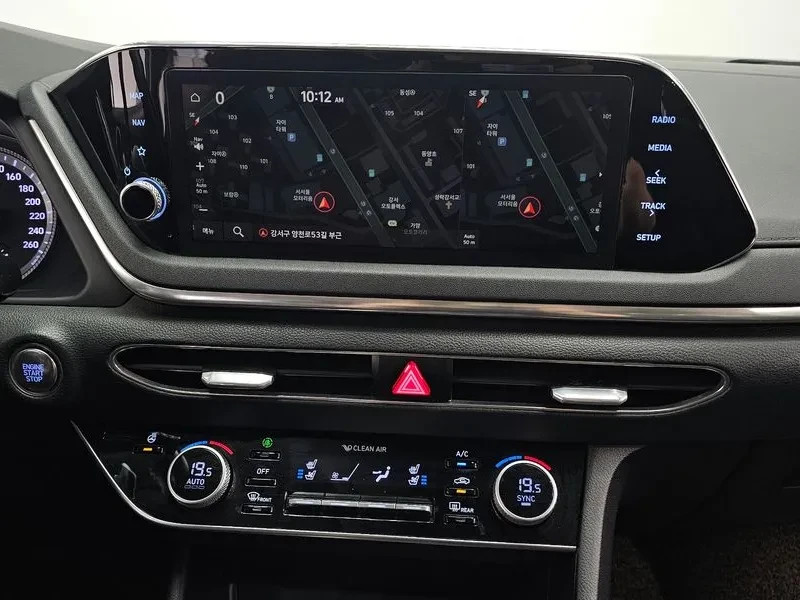 Hyundai Sonata 1.6 TURBO PREMIUM FAMILY, снимка 14 - Автомобили и джипове - 55221629