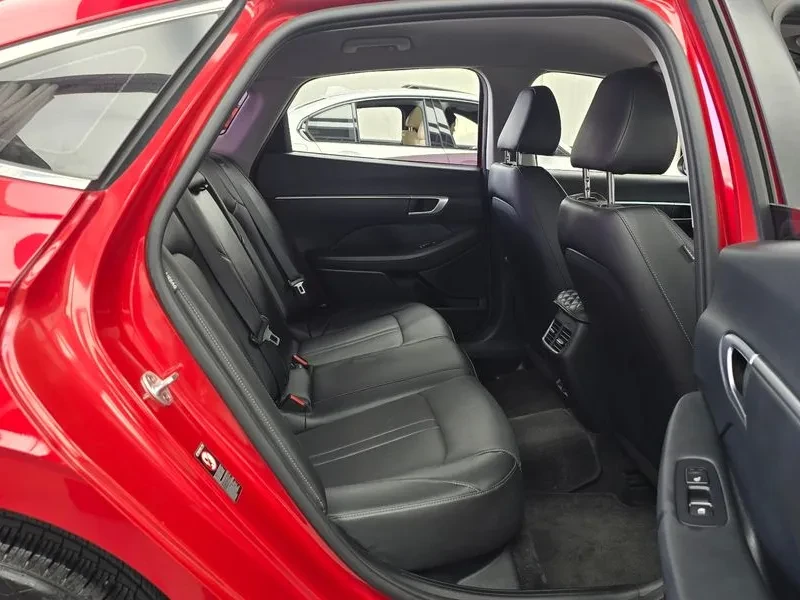 Hyundai Sonata 2.0 PREMIUM, снимка 11 - Автомобили и джипове - 55324966