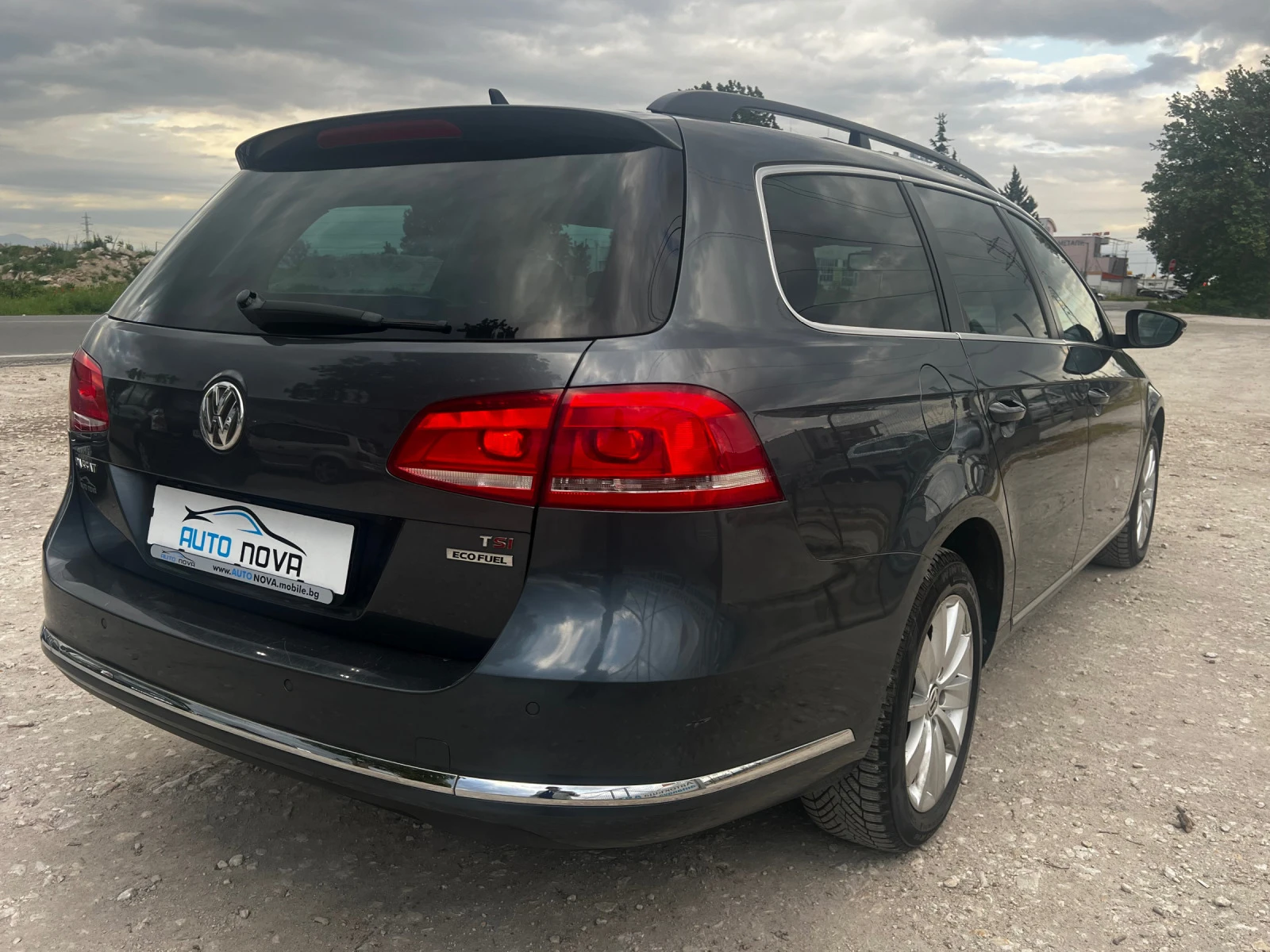 VW Passat 1.4 БЕНЗИН 150 К.С   МЕТАН, 6 СК. НАВИ! КАТО НОВА! - изображение 5