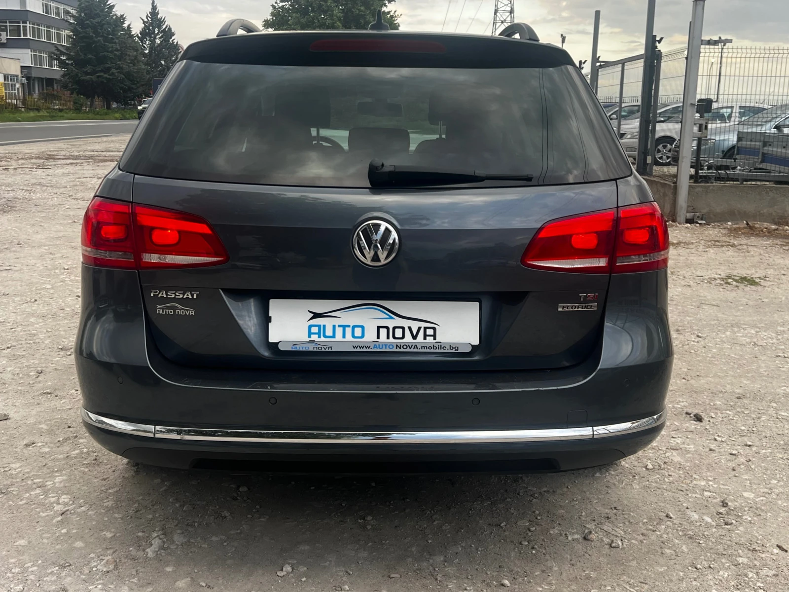 VW Passat 1.4 БЕНЗИН 150 К.С   МЕТАН, 6 СК. НАВИ! КАТО НОВА! - изображение 6