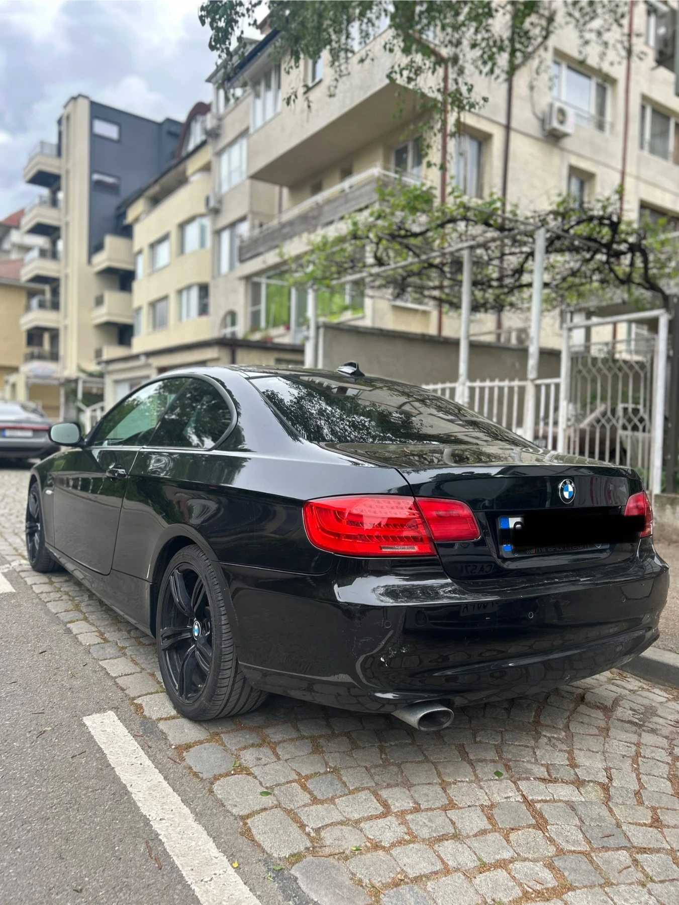 BMW 320 Lci - изображение 2