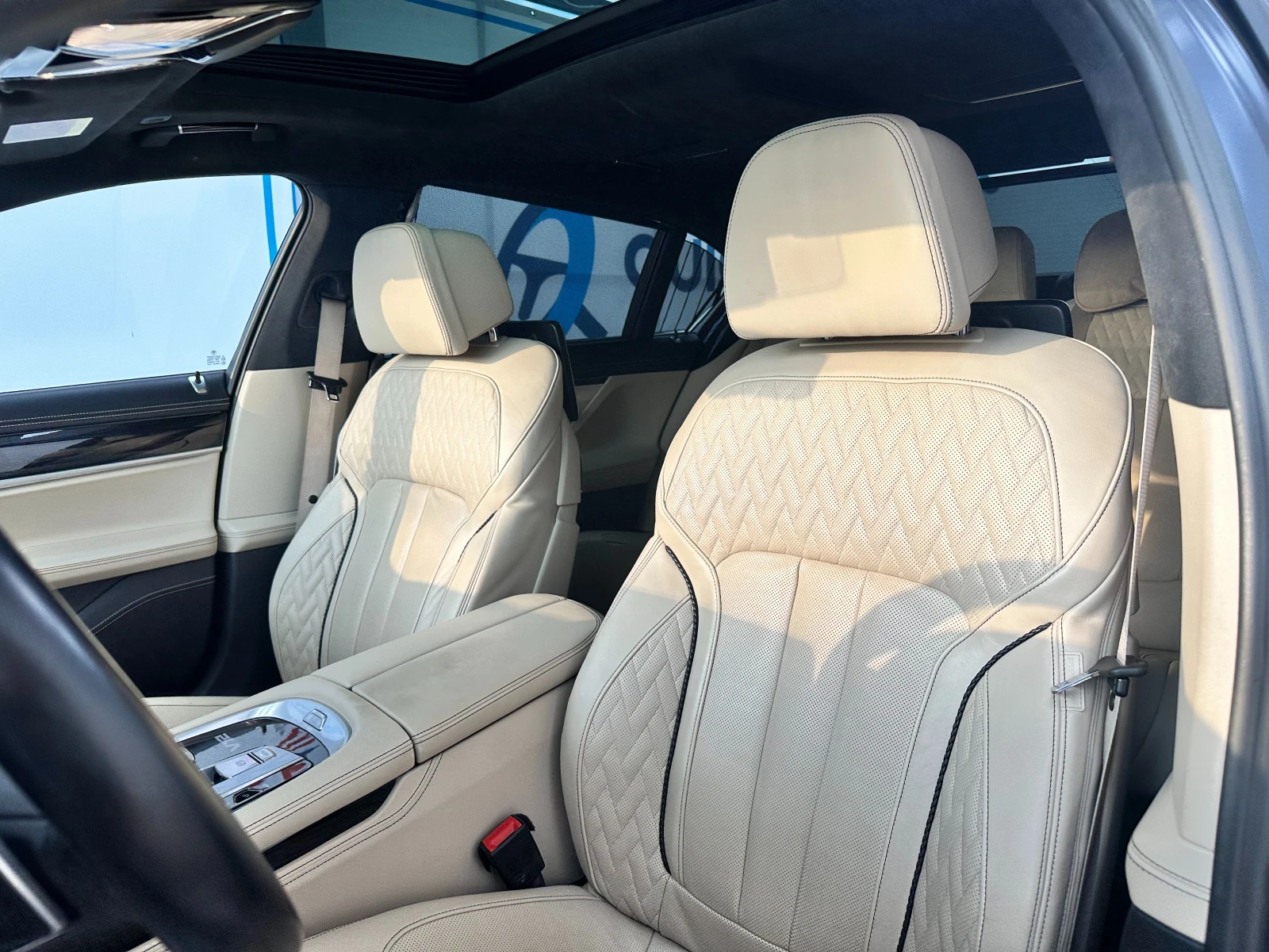 BMW 760  M760Li xDrive | Mobile.bg   12