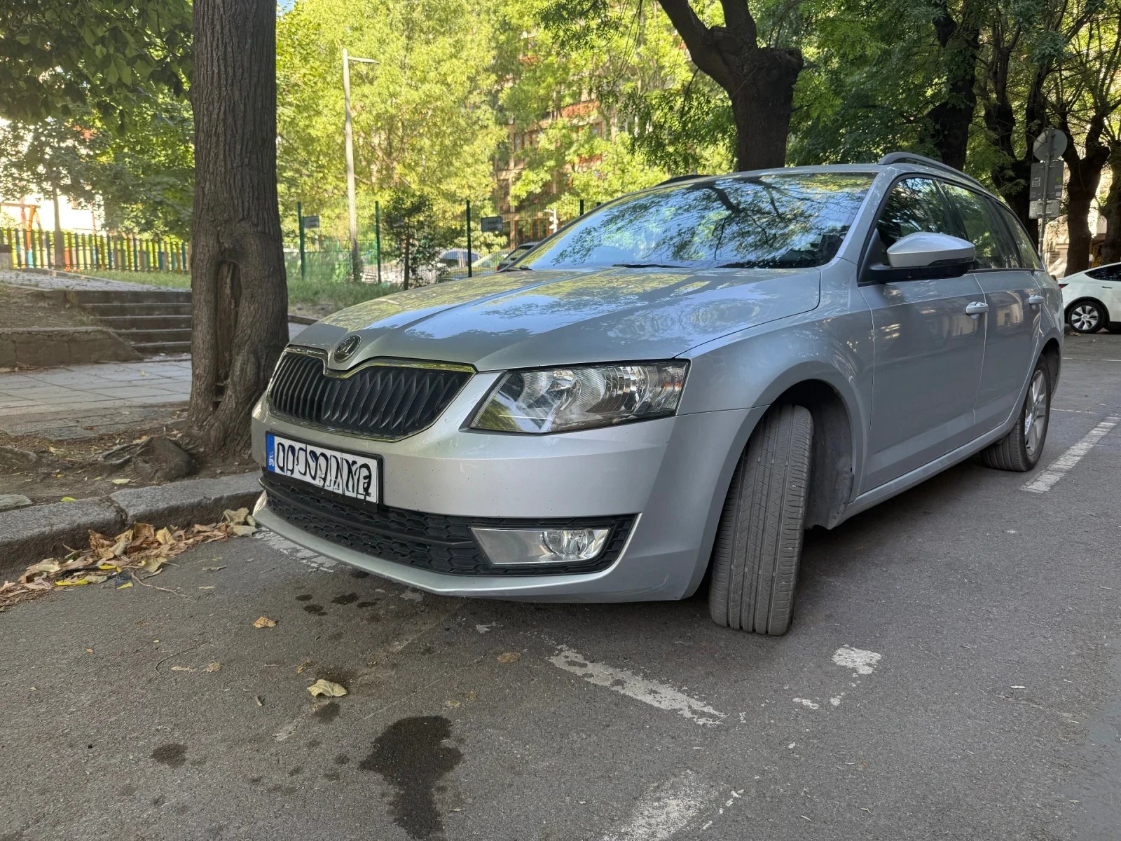 Skoda Octavia 1, 6 TDI, 4x4 - изображение 2