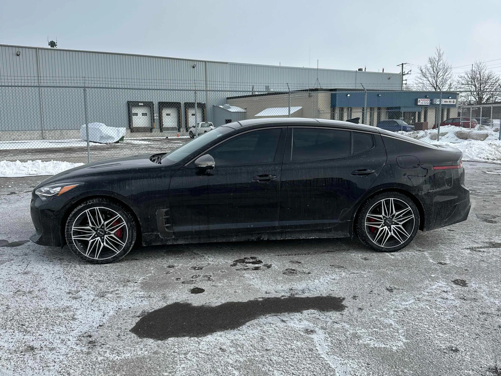 Kia Stinger GT * * CARFAX * * АВТО КРЕДИТ * *  - изображение 4