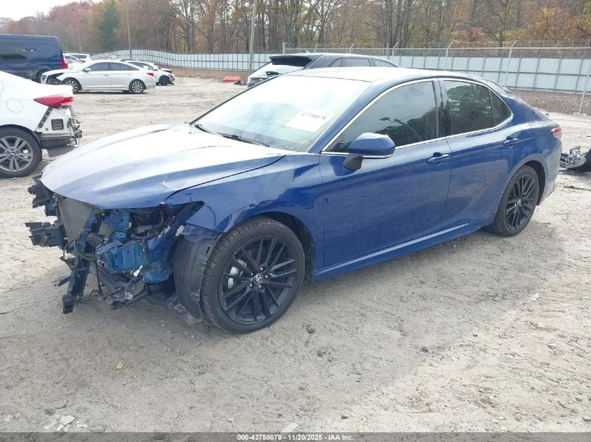 Toyota Camry XSE - изображение 2