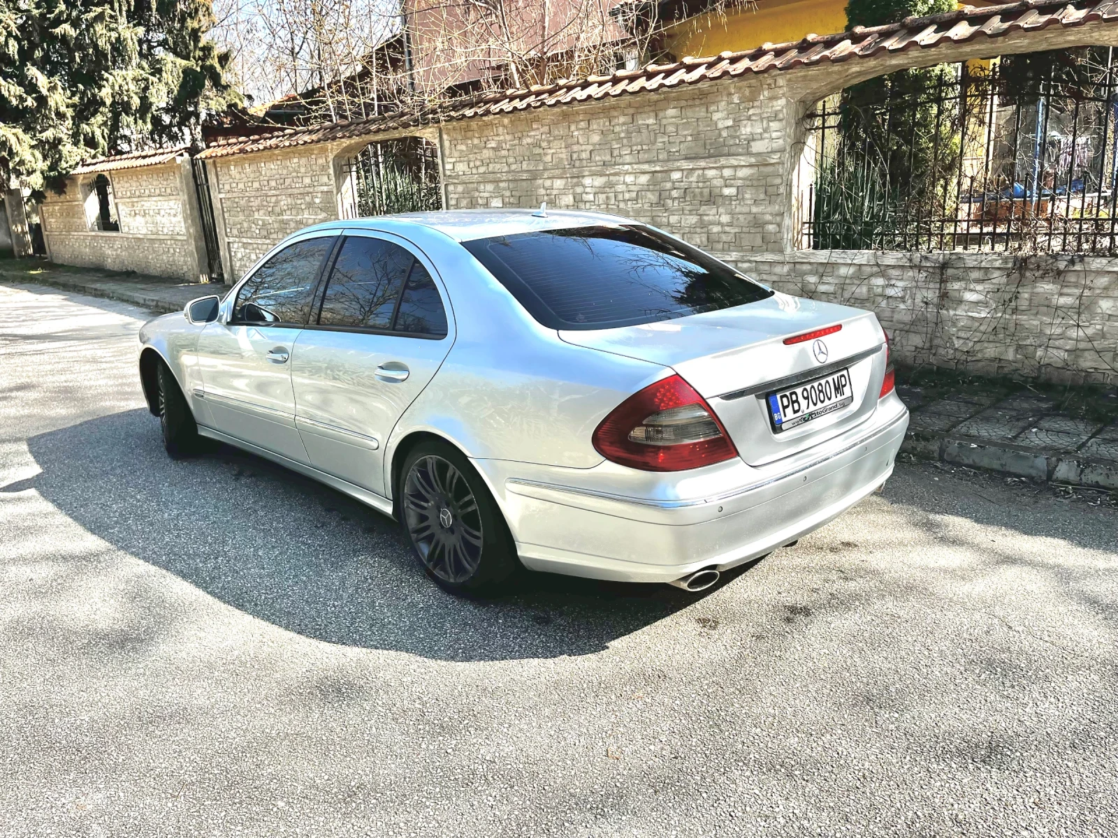 Mercedes-Benz E 280 CDI avangard, снимка 4 - Автомобили и джипове - 53837474