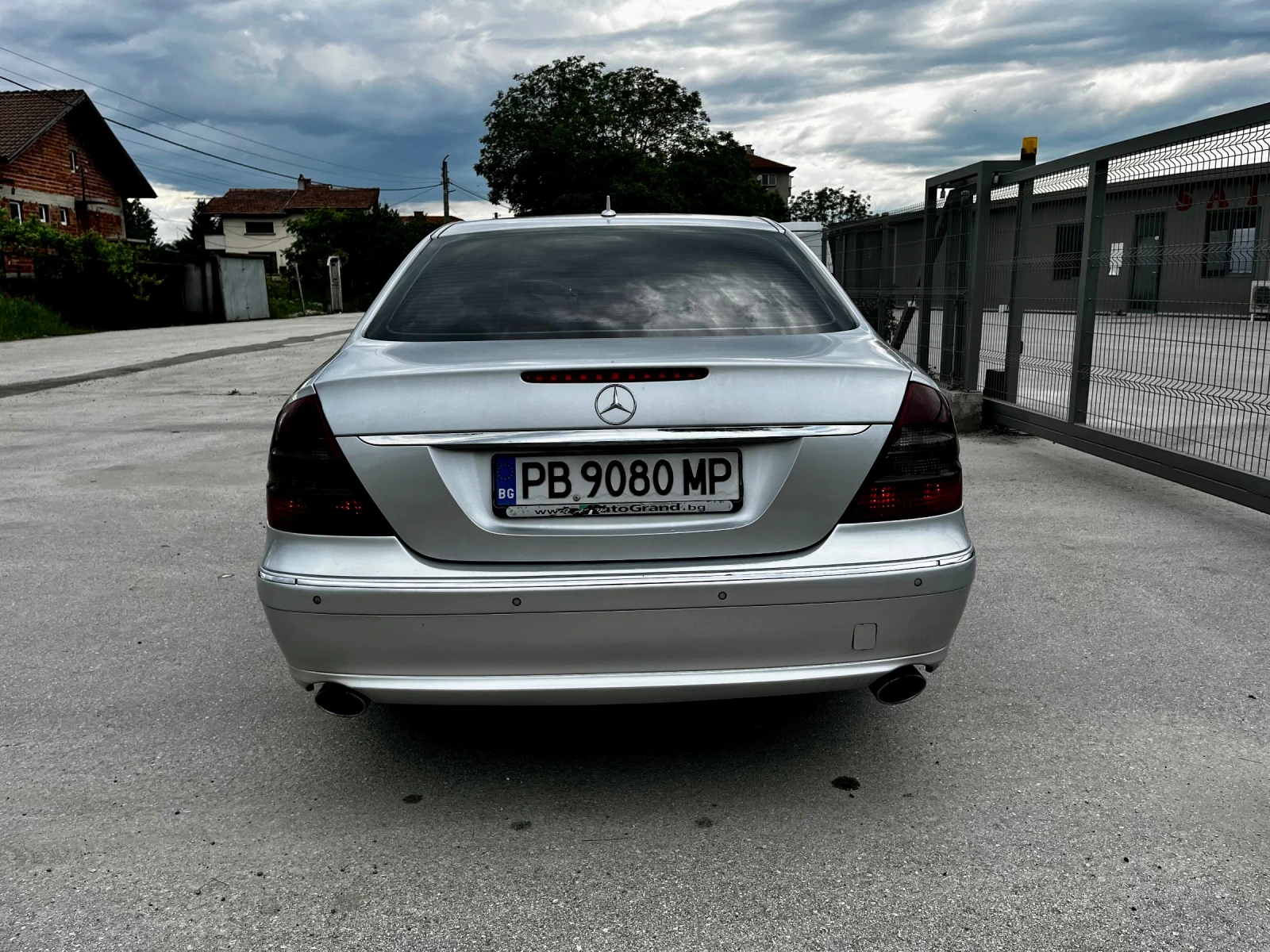 Mercedes-Benz E 280 CDI avangard, снимка 4 - Автомобили и джипове - 53837474