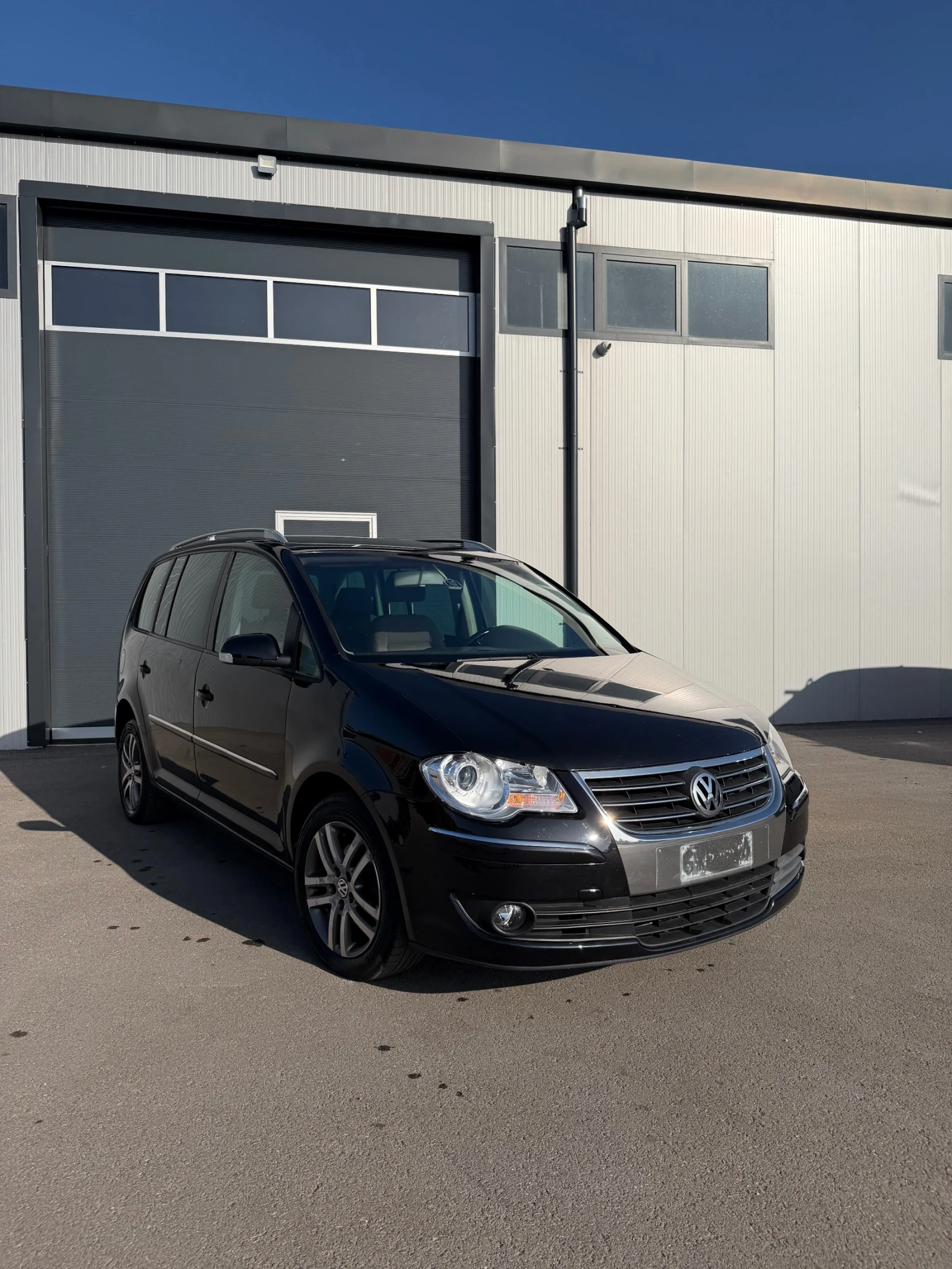 VW Touran Нов внос реални километри ЛИЗИНГ