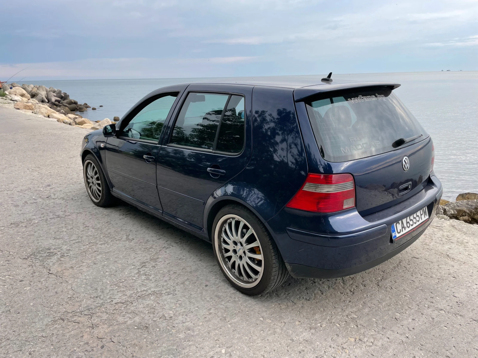 VW Golf 1.9 TDI ASZ, снимка 11 - Автомобили и джипове - 53998052