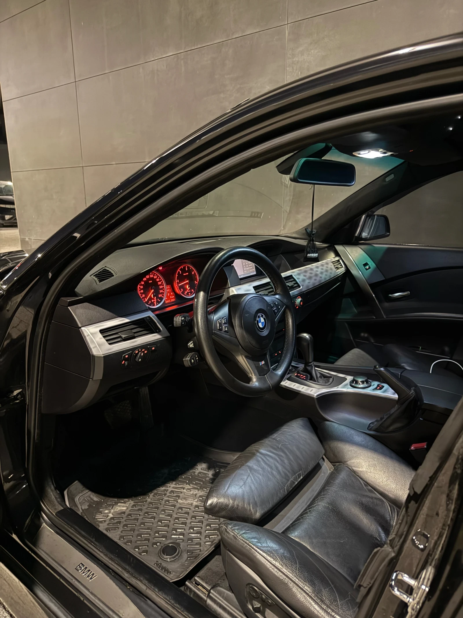 BMW 530, снимка 4 - Автомобили и джипове - 54240516