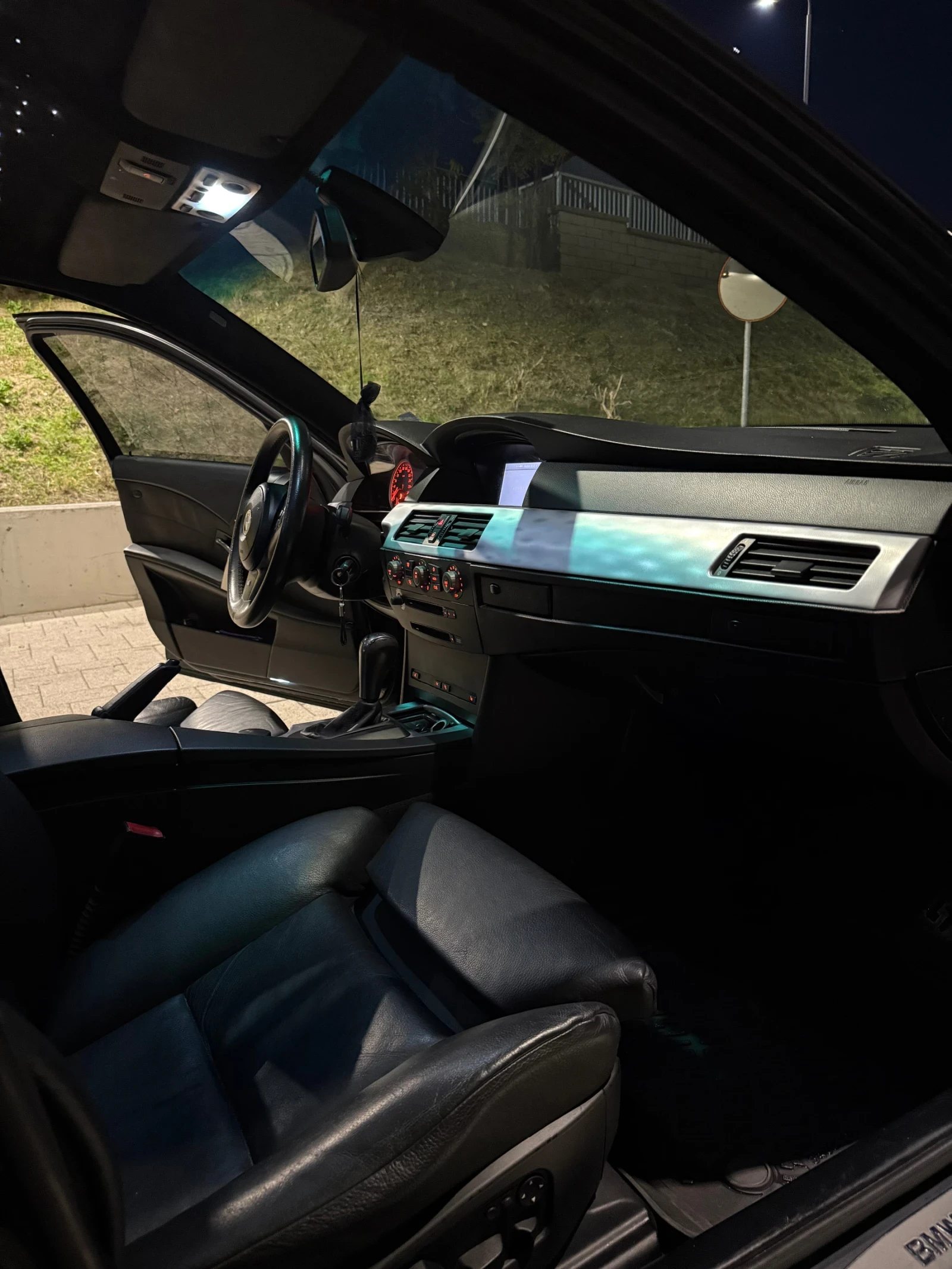 BMW 530, снимка 9 - Автомобили и джипове - 54240516