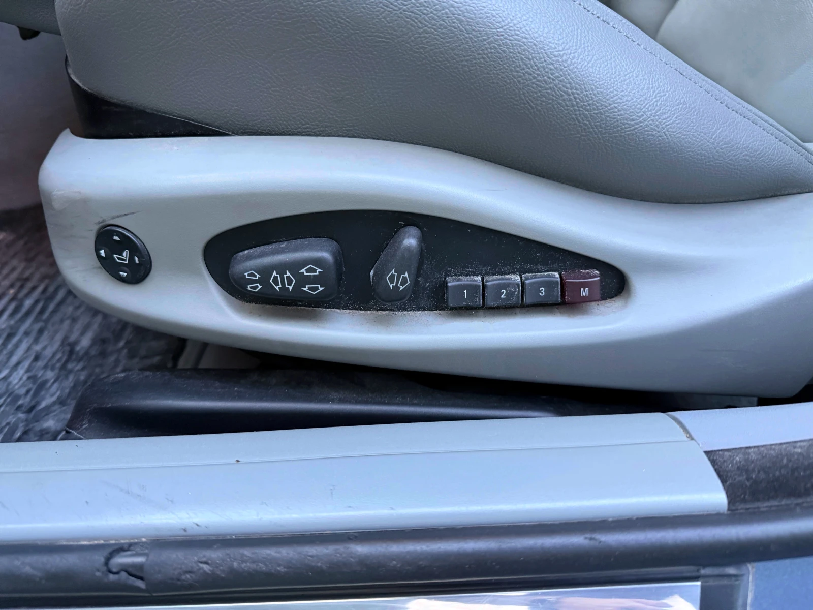 BMW 320, снимка 9 - Автомобили и джипове - 54245586