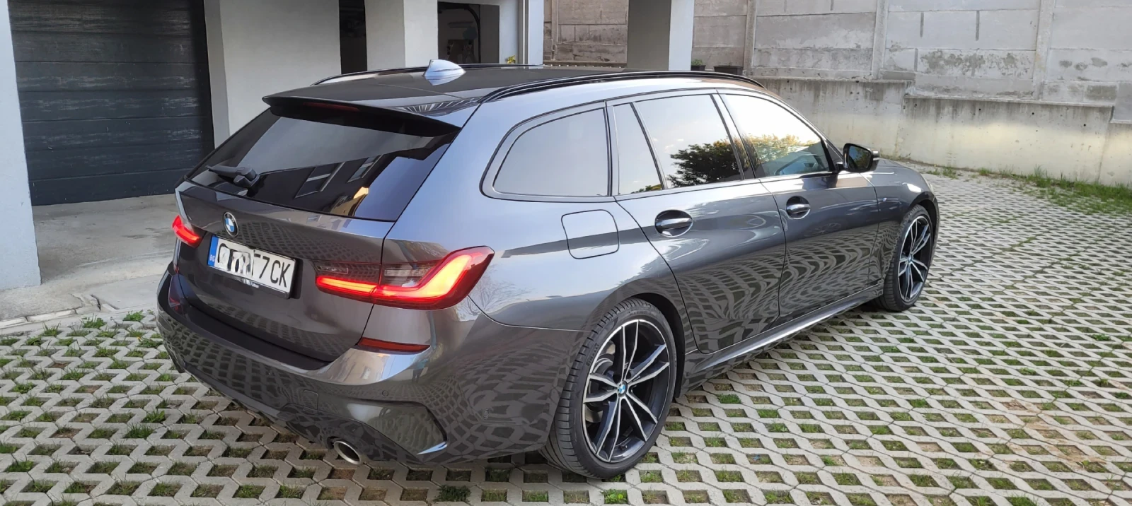 BMW 320 xDrive G21 M package , снимка 6 - Автомобили и джипове - 54634730