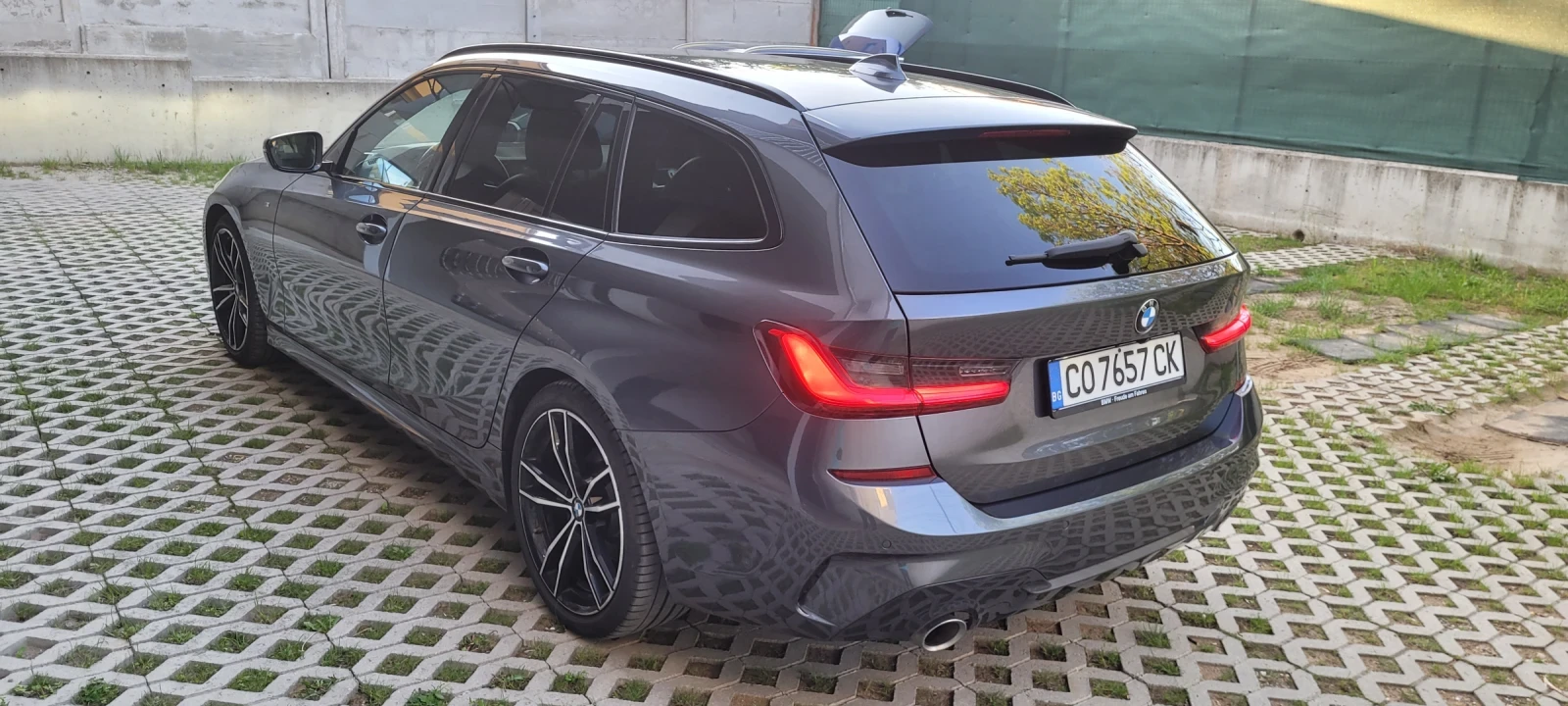 BMW 320 xDrive G21 M package , снимка 7 - Автомобили и джипове - 54634730