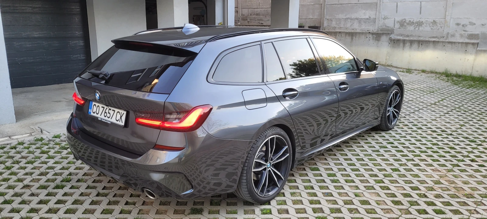 BMW 320 xDrive G21 M package 