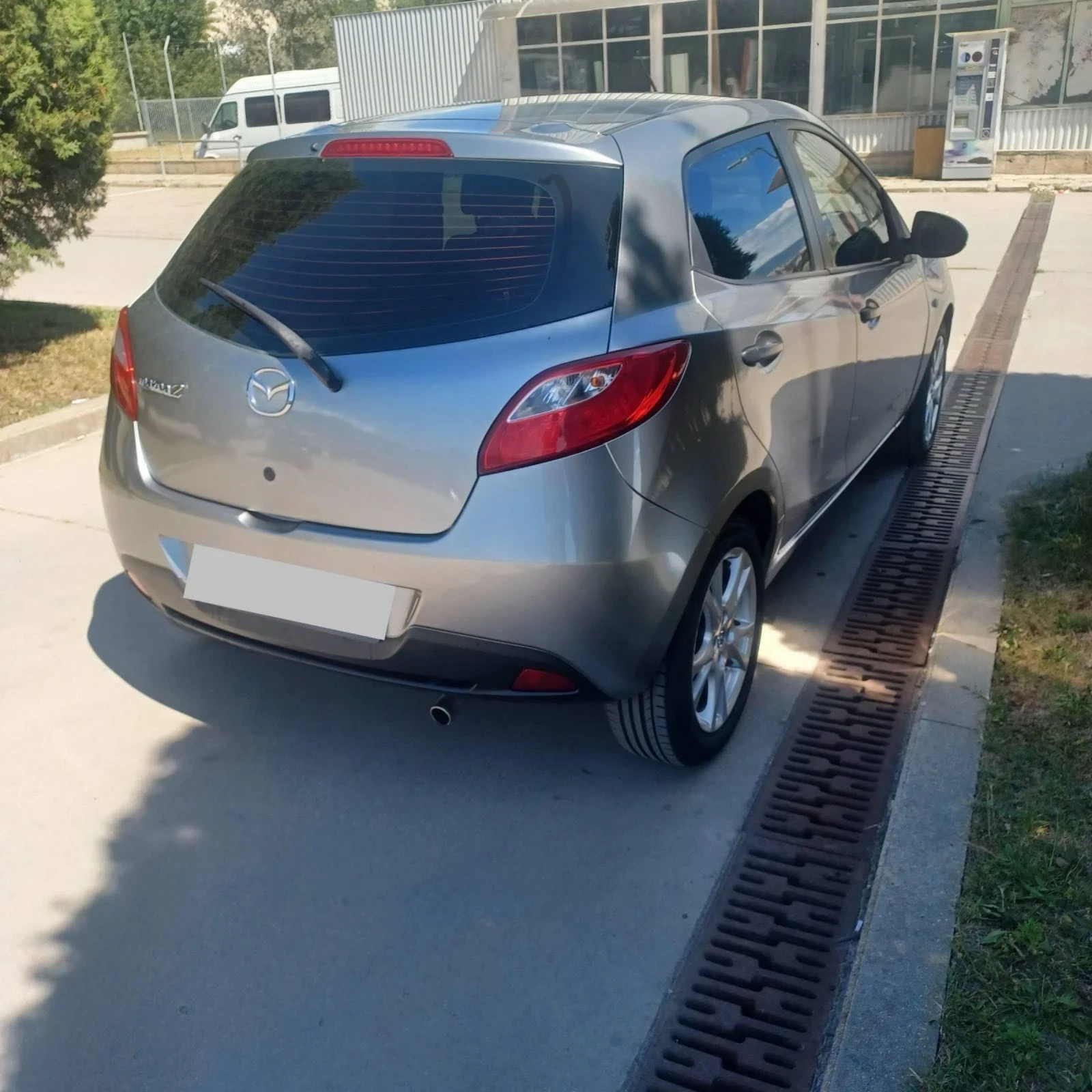 Mazda 2, снимка 6 - Автомобили и джипове - 54728499