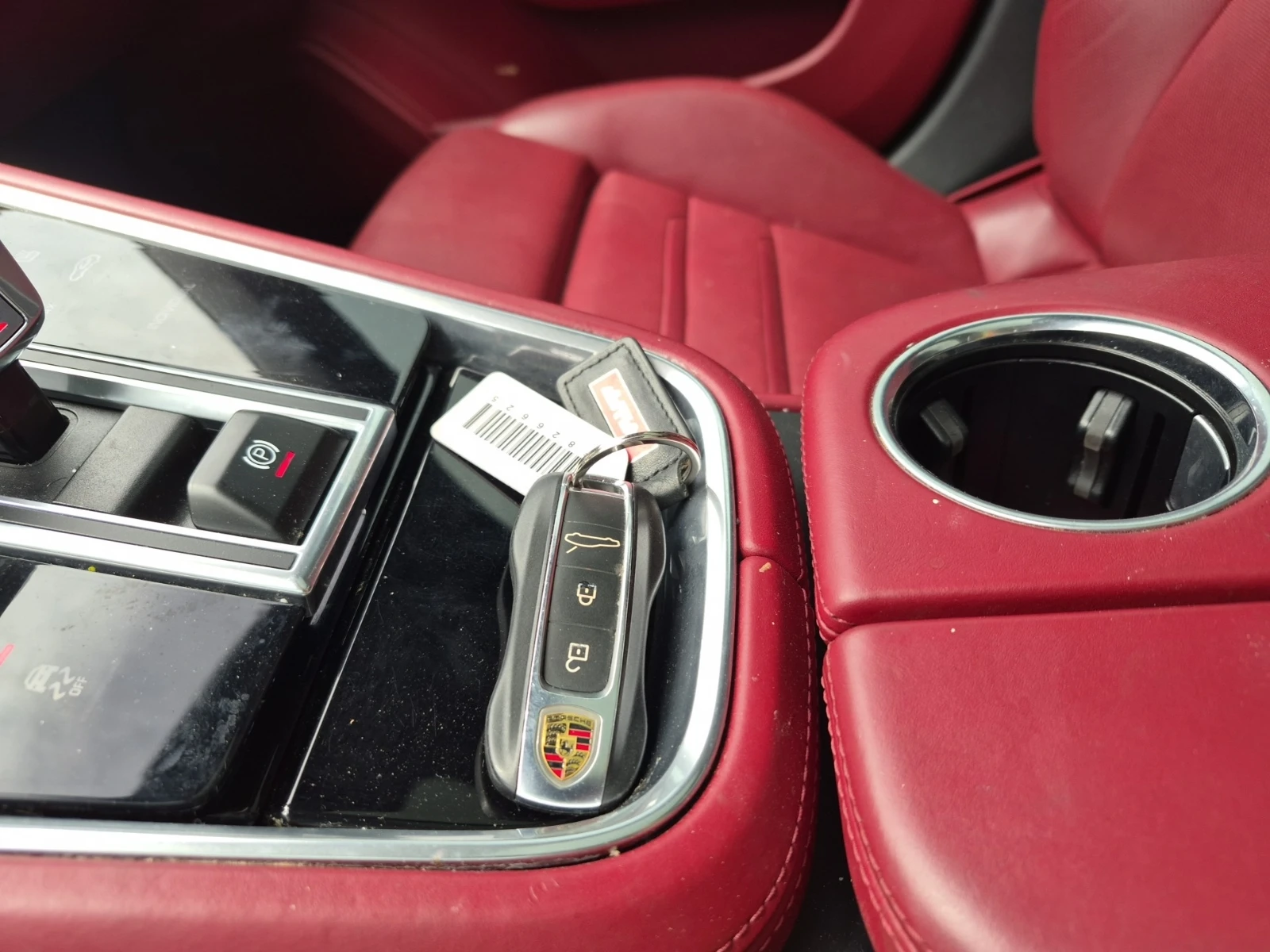 Porsche Panamera 4 * Wrap* Без инциденти * CarFax, снимка 11 - Автомобили и джипове - 54777234