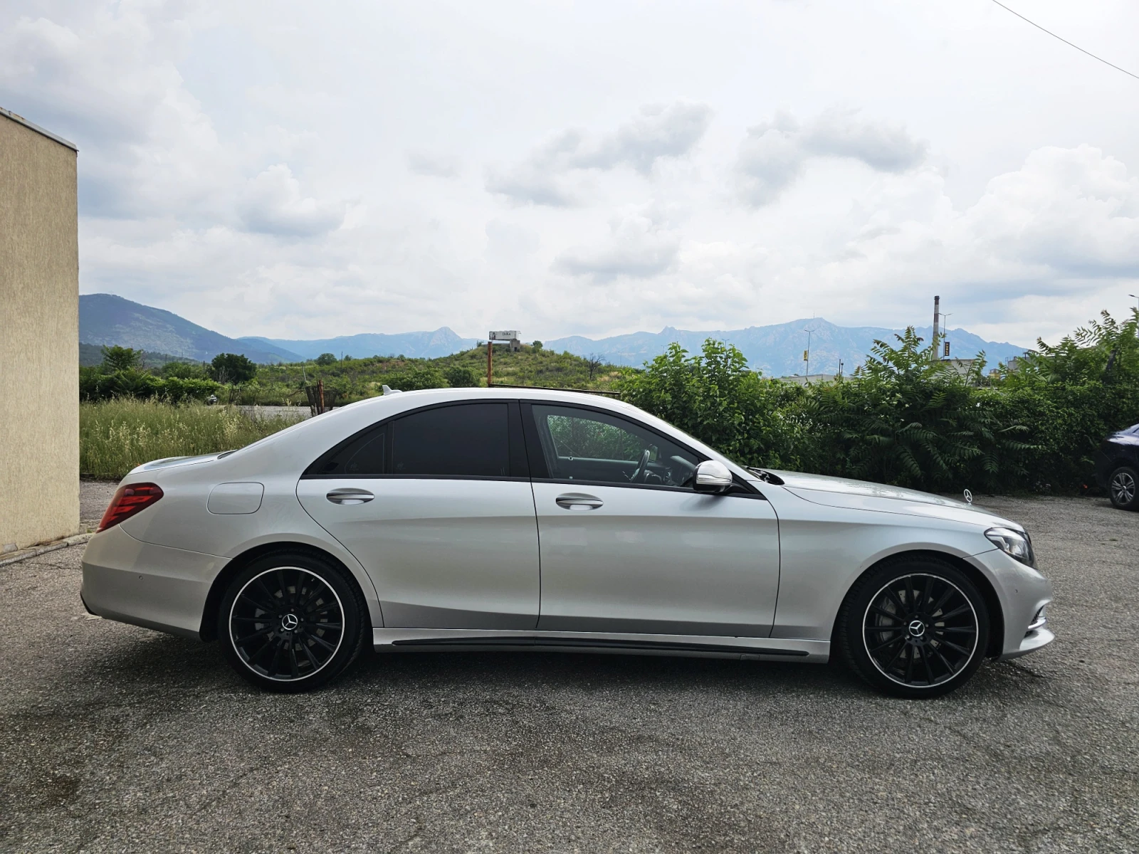 Mercedes-Benz S 350 4 MATIC* 9G* 3xTV* ВАКУМ* МАСАЖ* NIGHT VISION, снимка 8 - Автомобили и джипове - 54832288