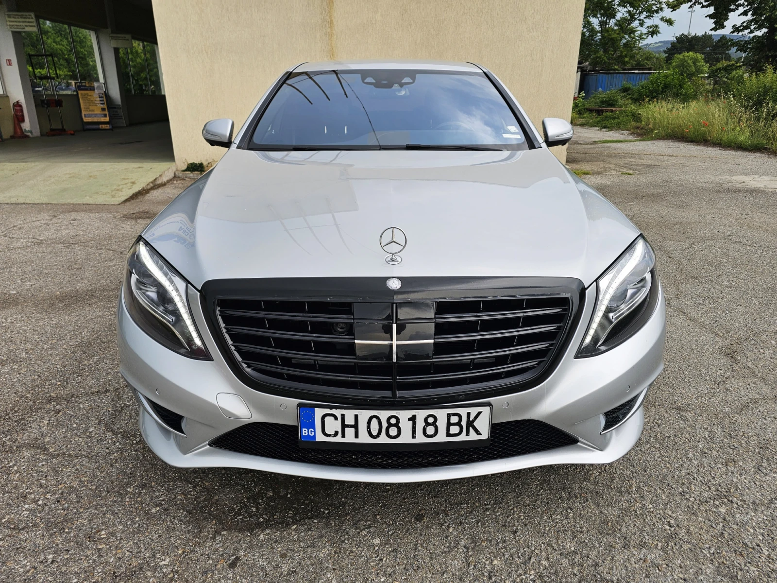 Mercedes-Benz S 350 4 MATIC* 9G* 3xTV* ВАКУМ* МАСАЖ* NIGHT VISION, снимка 2 - Автомобили и джипове - 54832288