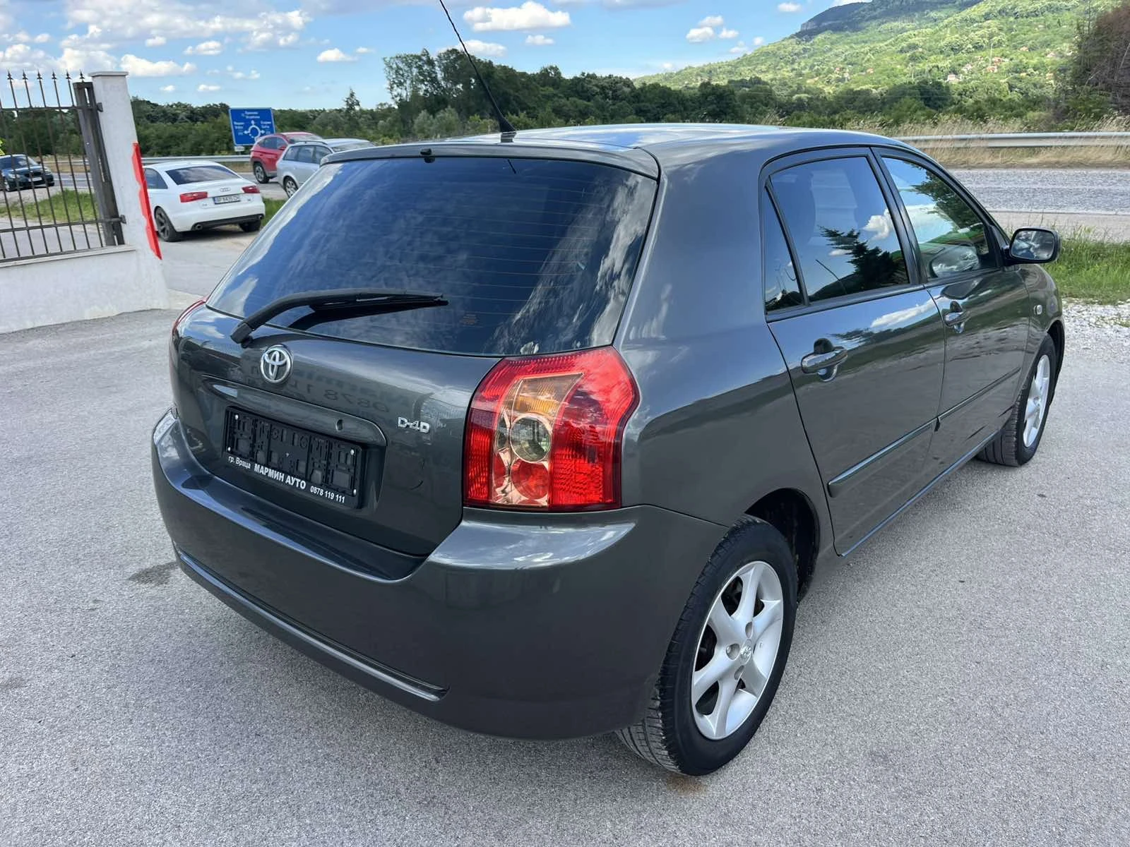 Toyota Corolla FACE 1.4 D4D 90кс АВТОМАТ ВНОС ИТАЛИЯ, снимка 4 - Автомобили и джипове - 54896634