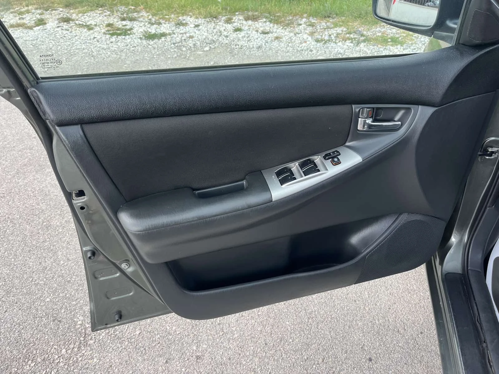 Toyota Corolla FACE 1.4 D4D 90кс АВТОМАТ ВНОС ИТАЛИЯ, снимка 7 - Автомобили и джипове - 54896634