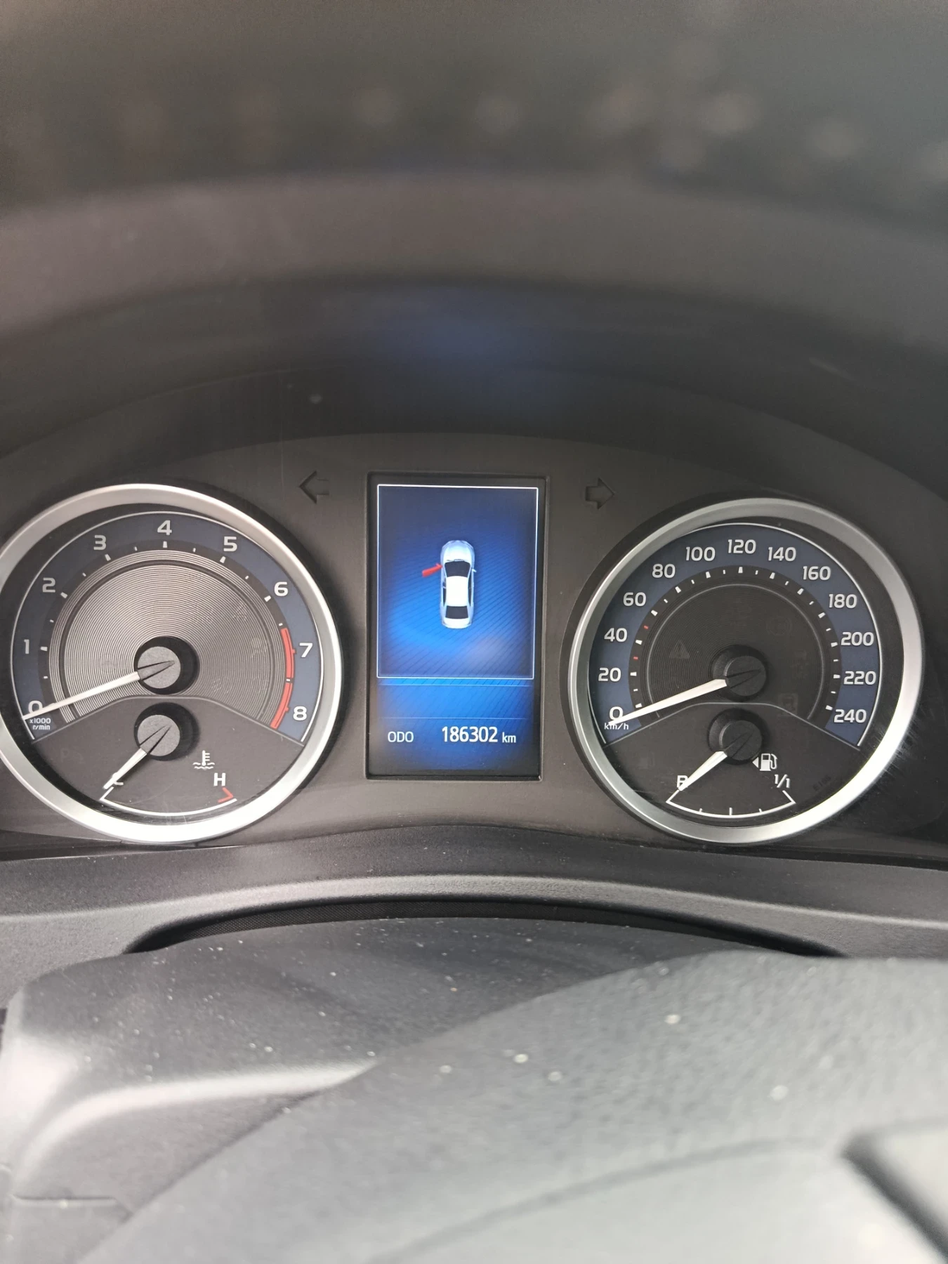 Toyota Corolla, снимка 9 - Автомобили и джипове - 55431341