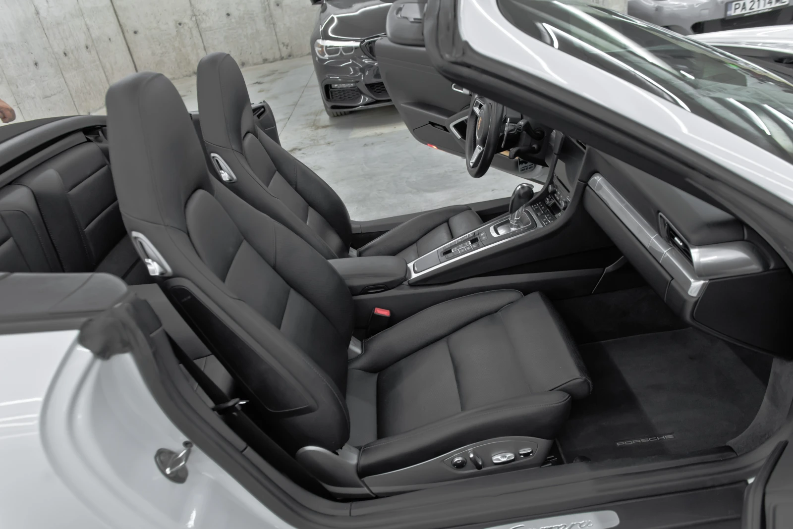 Porsche 911 991.2* Carrera* 480кс* Обдухване, снимка 12 - Автомобили и джипове - 56097148