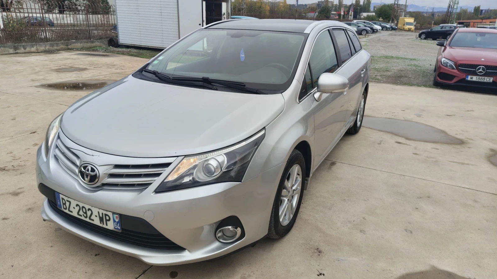 Toyota Avensis 2.0 D4d - ПАНОРАМА - НАВИ, снимка 3 - Автомобили и джипове - 56726599