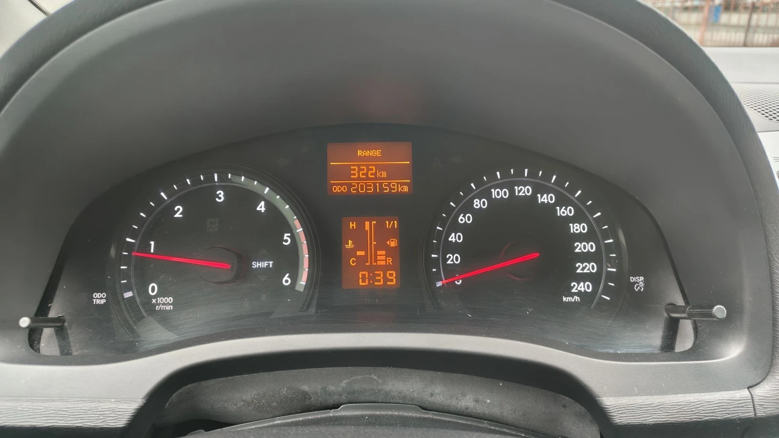 Toyota Avensis 2.0 D4d - ПАНОРАМА - НАВИ, снимка 13 - Автомобили и джипове - 56726599