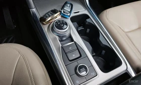 Ford Explorer 3.3* HYBRID* ПОДГРЕВ* ОБДУХВАНЕ* КАМЕРА* ПАНОРАМА*, снимка 12