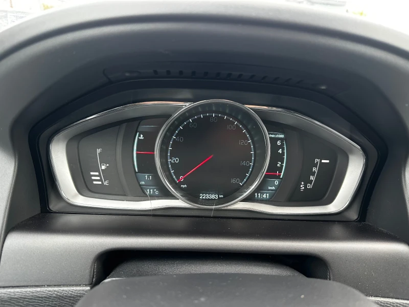 Volvo XC60 * ОТЛИЧНА* 245hp Т5 * 8скорости* , снимка 13 - Автомобили и джипове - 52213725