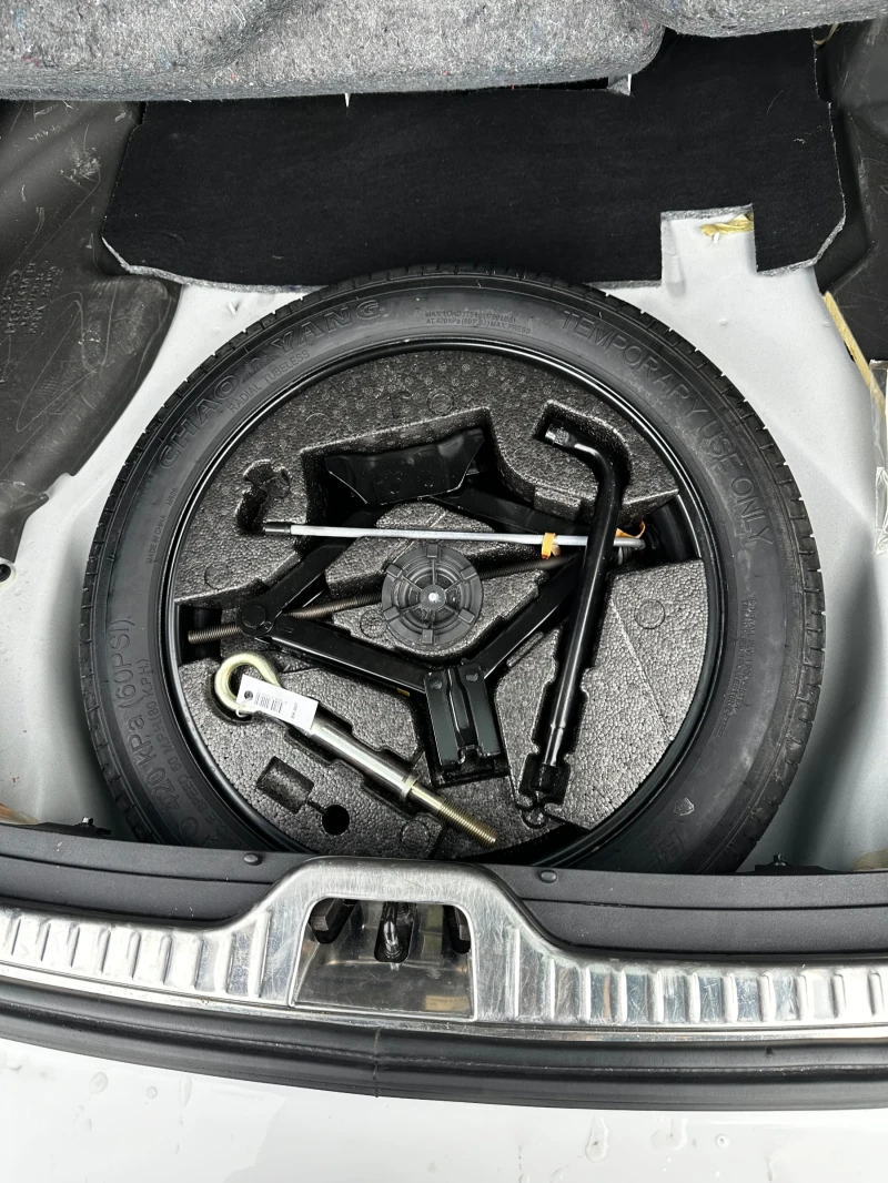 Volvo XC60 * ОТЛИЧНА* 245hp Т5 * 8скорости* , снимка 17 - Автомобили и джипове - 52213725