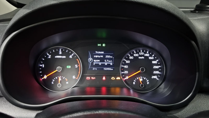 Kia Sportage 2.0 2WD NOBLESSE autogeorge.com, снимка 7 - Автомобили и джипове - 52389567