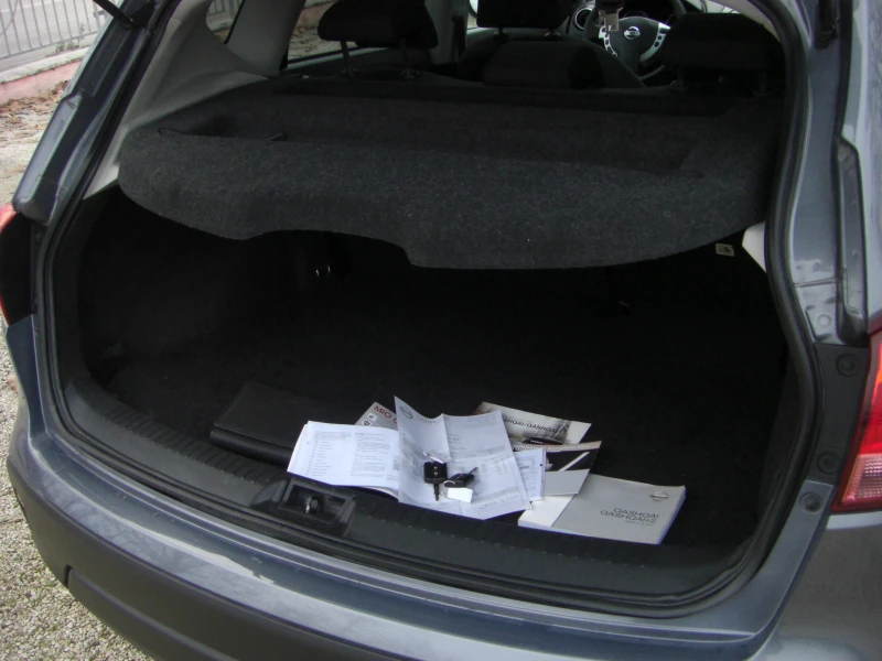 Nissan Qashqai 1.5dci NAVI KAMERA PANORAMA 6ck., снимка 16 - Автомобили и джипове - 52834169
