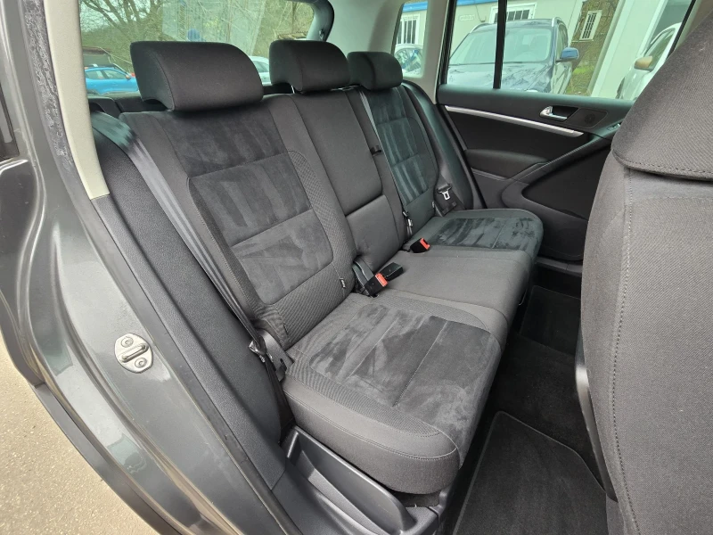 VW Tiguan 2.0TDI 110к.с Топ състояние , снимка 14 - Автомобили и джипове - 52884068