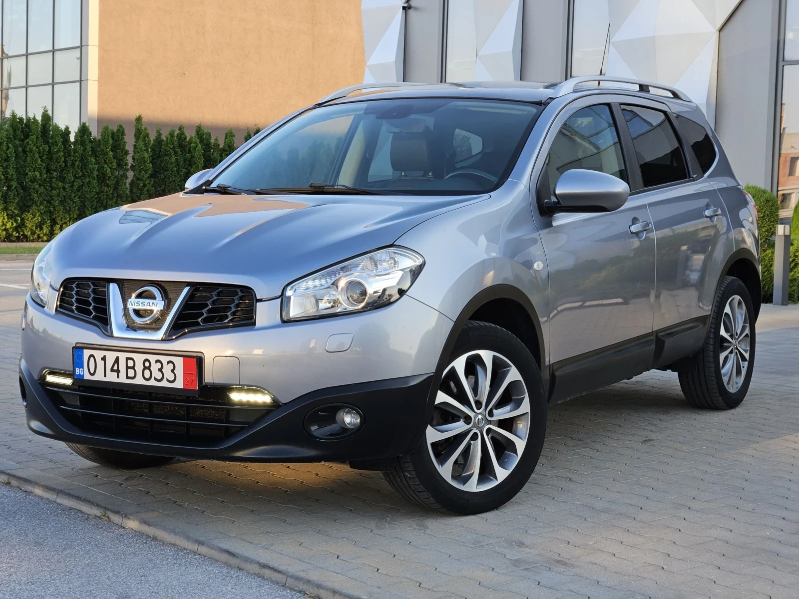 Nissan Qashqai 2.0i + 2 4x4 SWISS EDITION , снимка 1