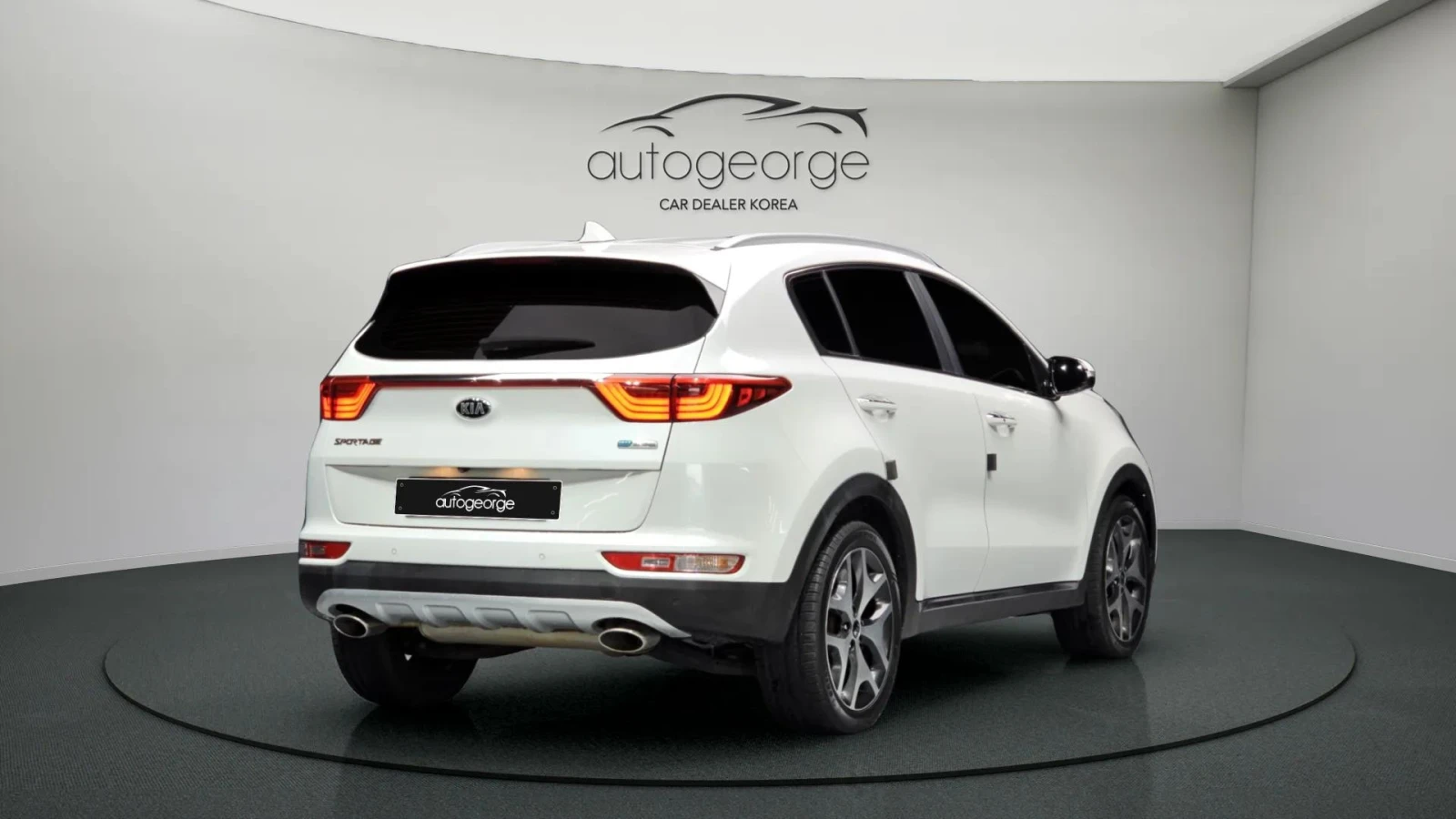 Kia Sportage 2.0 2WD NOBLESSE  - изображение 2